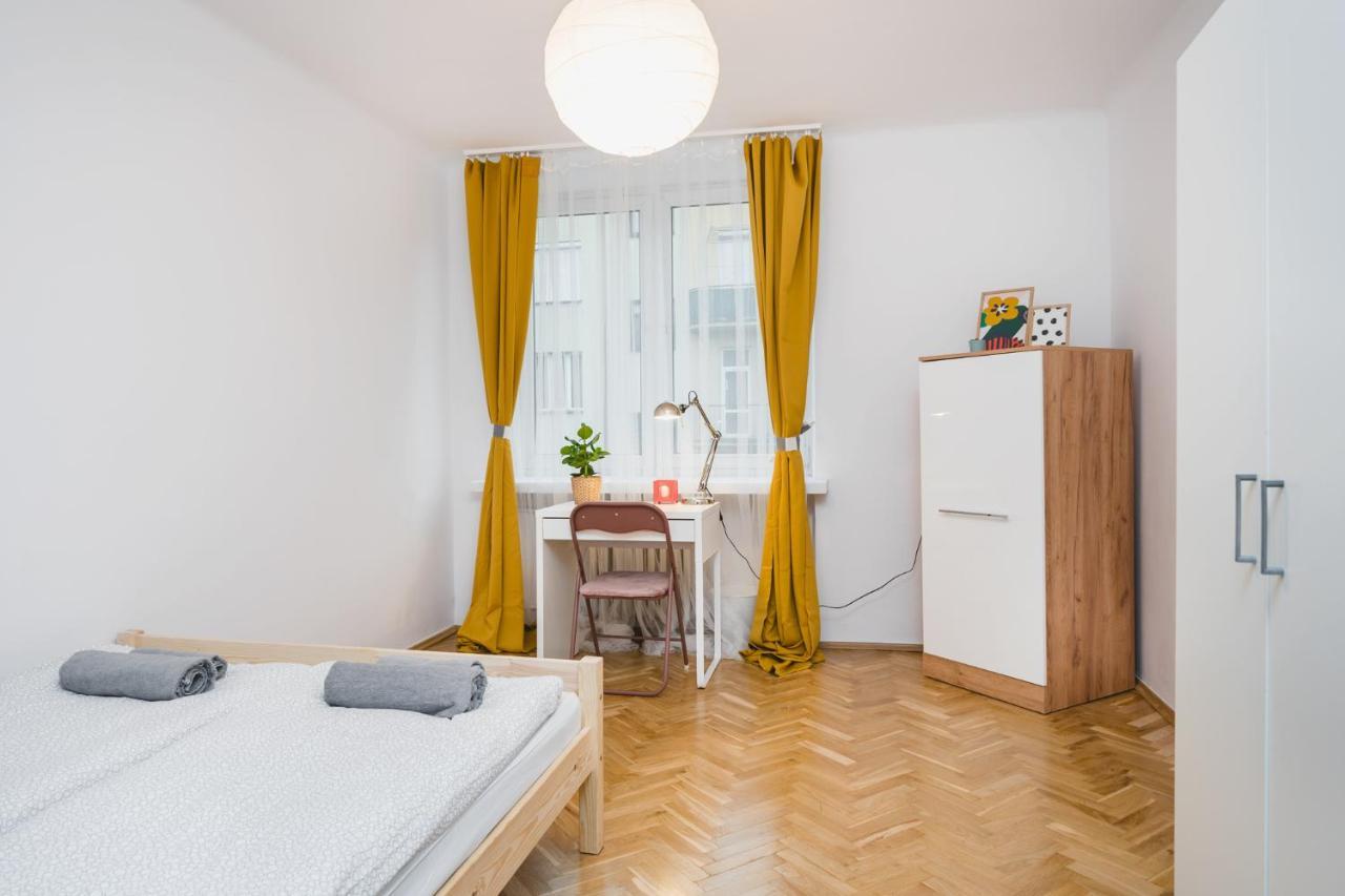 Sunshine Parkside Hideaway - 3 Bedroom - By Upstairs Краков Экстерьер фото